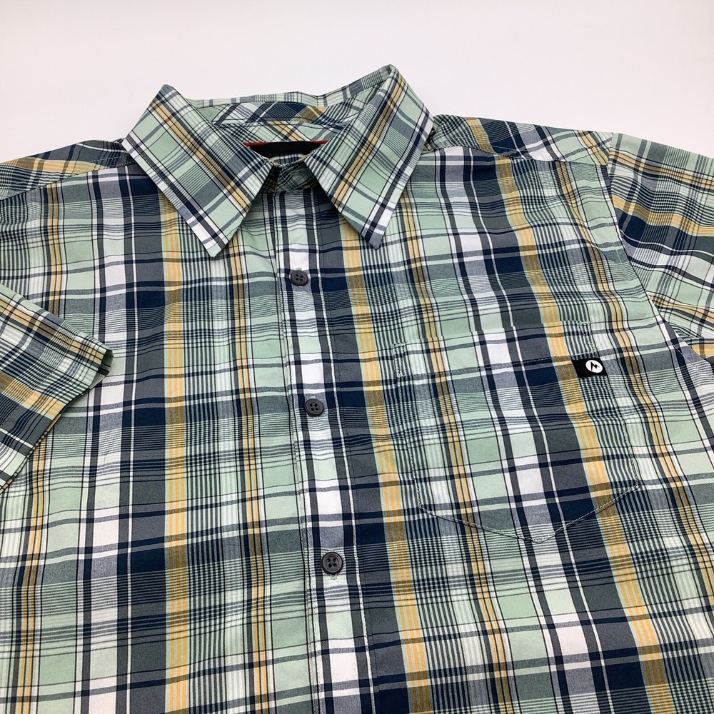 Marmot Mens Short Sleeve Button Up Shirt Plaid Size Medium